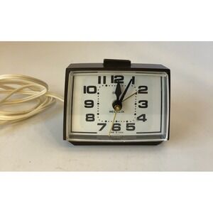 Vintage Westclox Dialite‎ Electric Alarm Clock Model 22212 TESTED WORKING